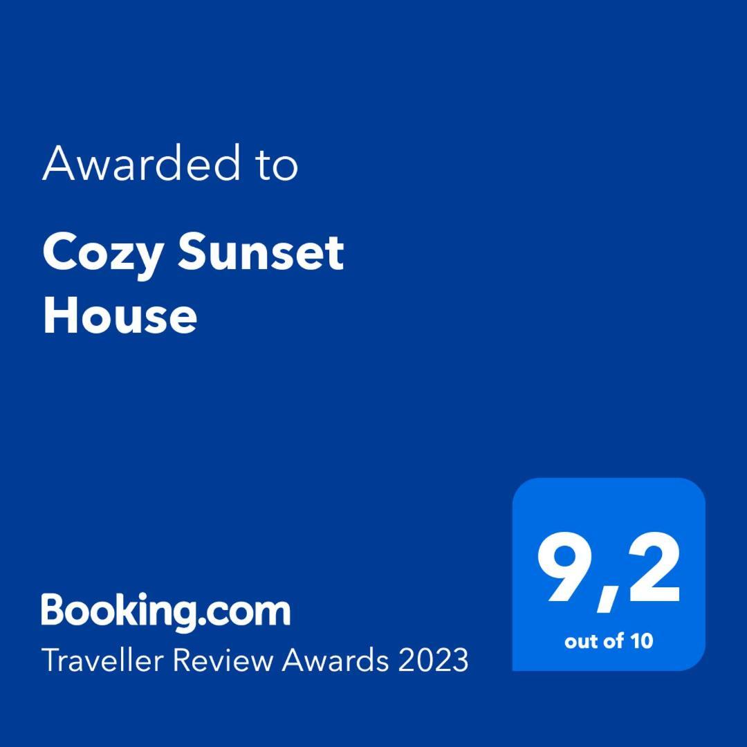 Вилла Cozy Sunset House Aegina Экстерьер фото